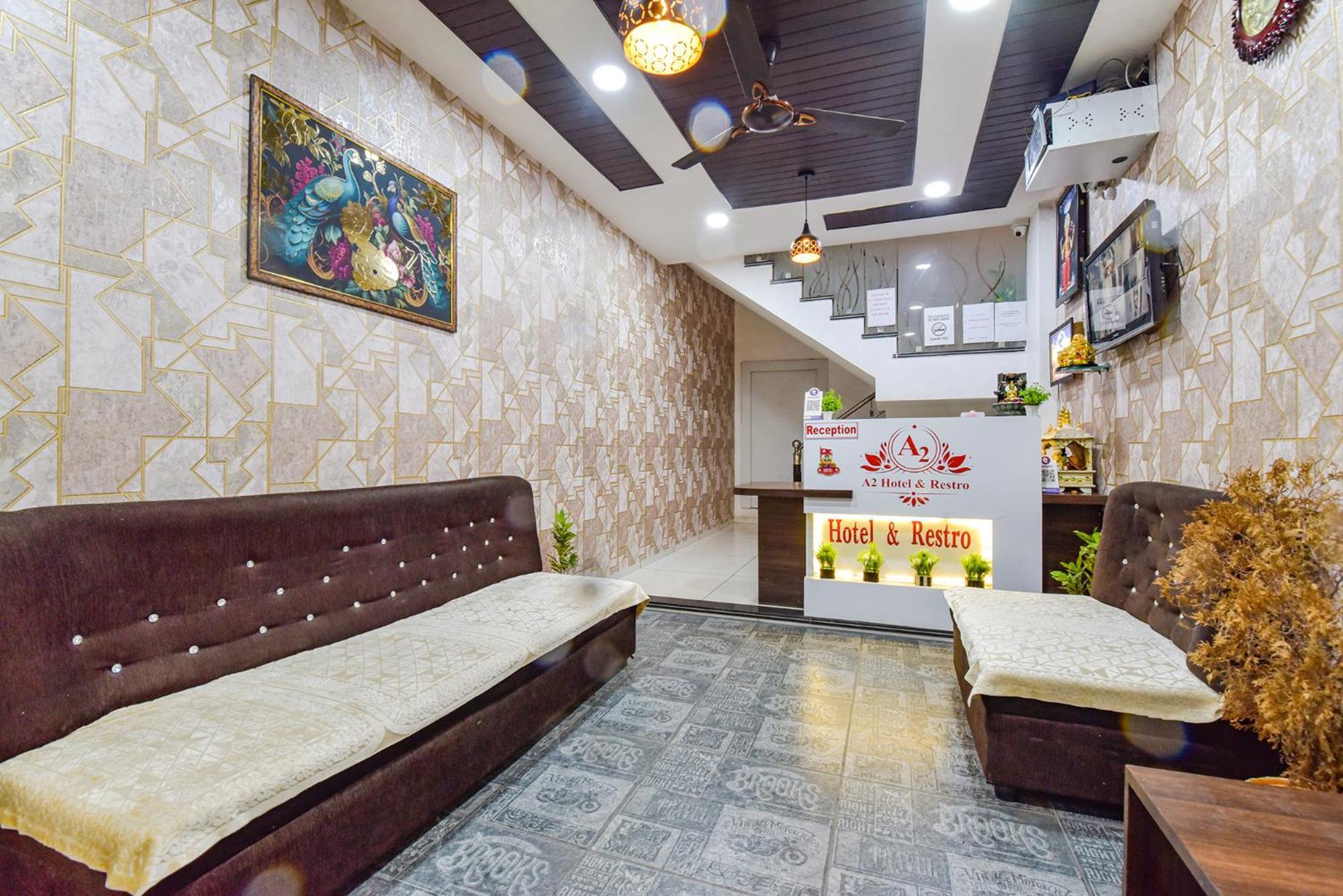 Fabexpress A2 And Restro Hotel Indore Bagian luar foto