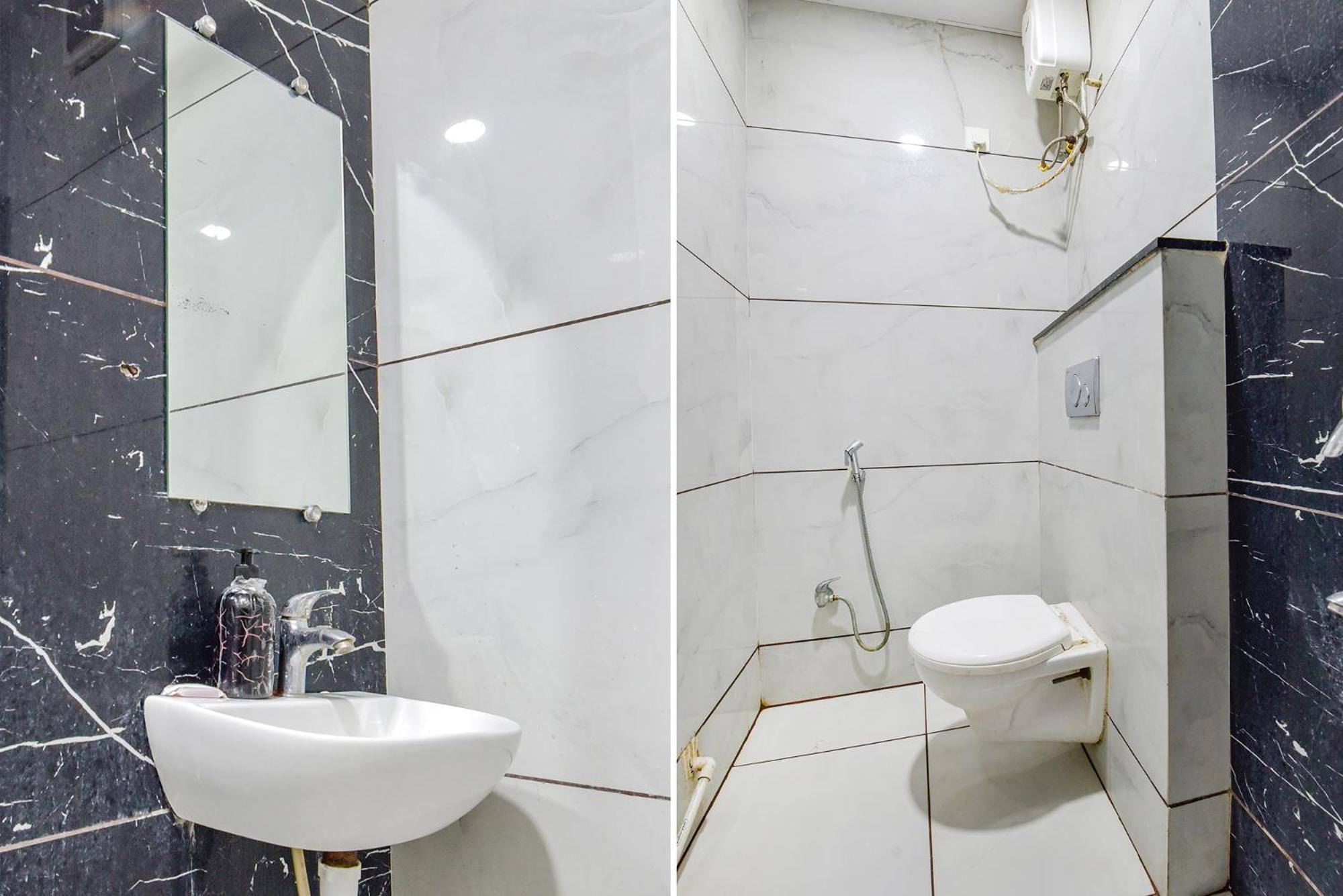 Fabexpress A2 And Restro Hotel Indore Bagian luar foto